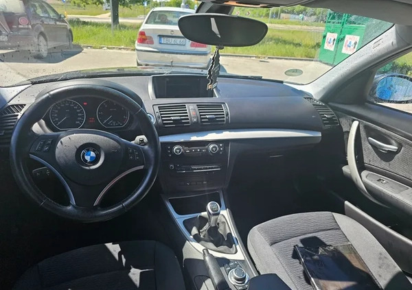 BMW Seria 1 cena 18500 przebieg: 263000, rok produkcji 2008 z Ostrów Wielkopolski małe 191